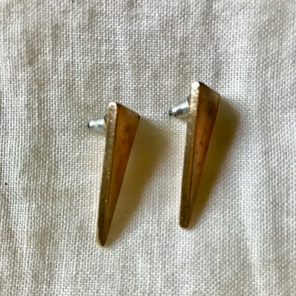 🚨4/$10🚨Boutique Vintage Triangle Earrings - Picture 2 of 5